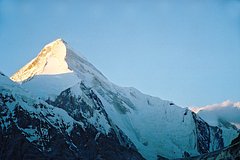 Альпинист дал неутешительный прогноз о выживаемости Наговициной после видео с дрона