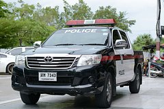 Банда трансгендеров украла у отдыхающего в Таиланде туриста золотое ожерелье