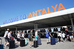 Блогерша описала бизнес-зал аэропорта Турции фразой «русский "Макдональдс"»