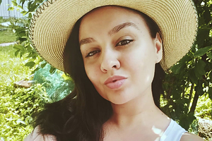 Блогерша описала жизнь переехавших за границу россиян фразой «все не так радужно» Блогерша описала жизнь переехавших за границу россиян фразой «все не так радужно»