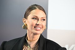 Боня запустит дрон к альпинистке Наговициной