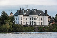 Бразилец описал дома в России фразой «у вас много богатых людей»