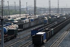 Двое россиян попытались доехать до моря на поезде с углем и поплатились