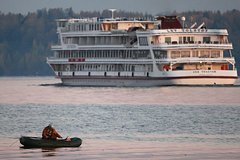 Еще на одном российском теплоходе произошло массовое отравление Еще на одном российском теплоходе произошло массовое отравление