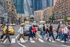 Иностранец описал женщин в России фразой «могут спасти мир и починить мотоцикл»