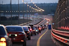 Крымский мост перекрыли Крымский мост перекрыли