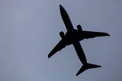 Летевший из Дубая самолет совершил вынужденную посадку из-за инсульта пассажира