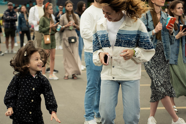 Лучшая музыка, стендап и очень много историй. Что делать на «Чтиво Фесте» и почему это лучшее мероприятие для завершения лета?