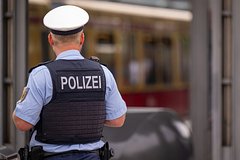 Мужчина в Европе ударил туристку по лицу и в живот из-за ксенофобии