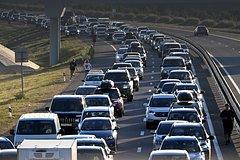 На Крымском мосту восстановили движение автотранспорта На Крымском мосту восстановили движение автотранспорта