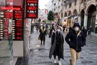 Обещавший концерты с Меладзе турагент обманул россиян на 25 миллионов рублей