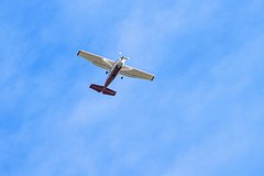 Пилот легкомоторного самолета пропал без вести после крушения в Австралии Пилот легкомоторного самолета пропал без вести после крушения в Австралии