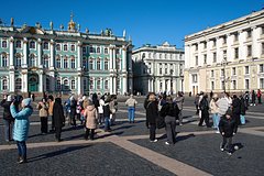 Россияне устремятся в пять городов на длинных ноябрьских выходных Россияне устремятся в пять городов на длинных ноябрьских выходных