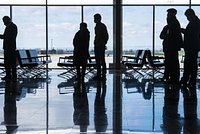 Россияне застряли в аэропорту Грузии на десять часов в ожидании вылета в Москву Россияне застряли в аэропорту Грузии на десять часов в ожидании вылета в Москву