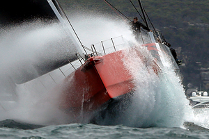 Россиянин на катамаране спас пропавшего в Гонконге китайского туриста Россиянин на катамаране спас пропавшего в Гонконге китайского туриста