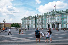 Россиянка описала Санкт-Петербург словами «действует угнетающе»