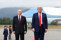 Трамп предложил «быстро» провести встречу с Путиным и Зеленским. Трехсторонний саммит может состояться 22 августа