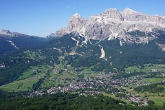 Турист захотел снять свой прыжок с вершины Альп на видео и не выжил