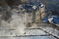 В Европе избитый полицейскими турист оказался на улице без денег из-за курения