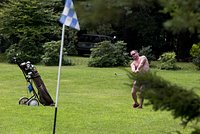 В Европе задержали организаторов ретритов для иностранцев с наркотиками