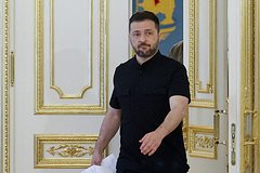 Зеленский заявил о новых ударах по России